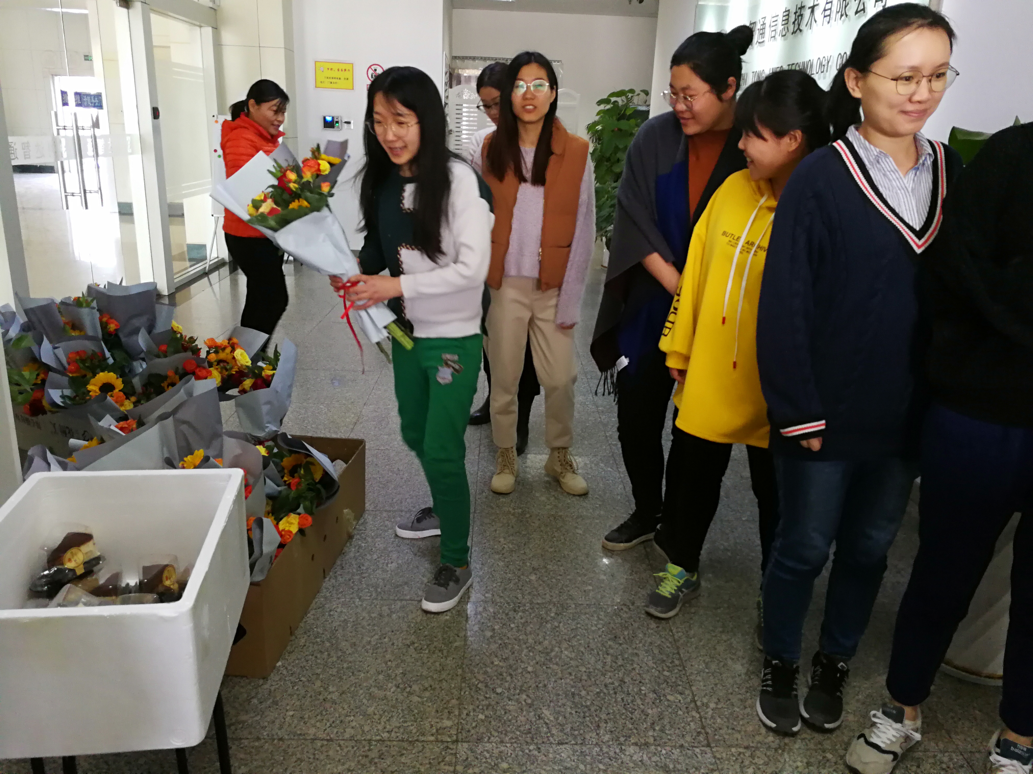 图片5.jpg 图片5.jpg