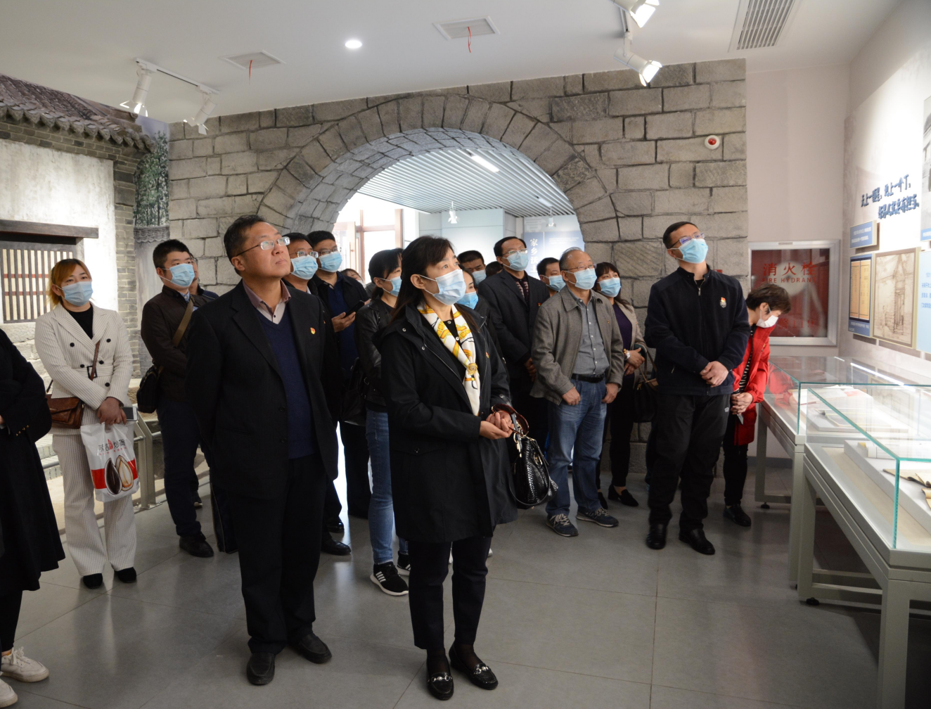 图片2.png 图片2.png