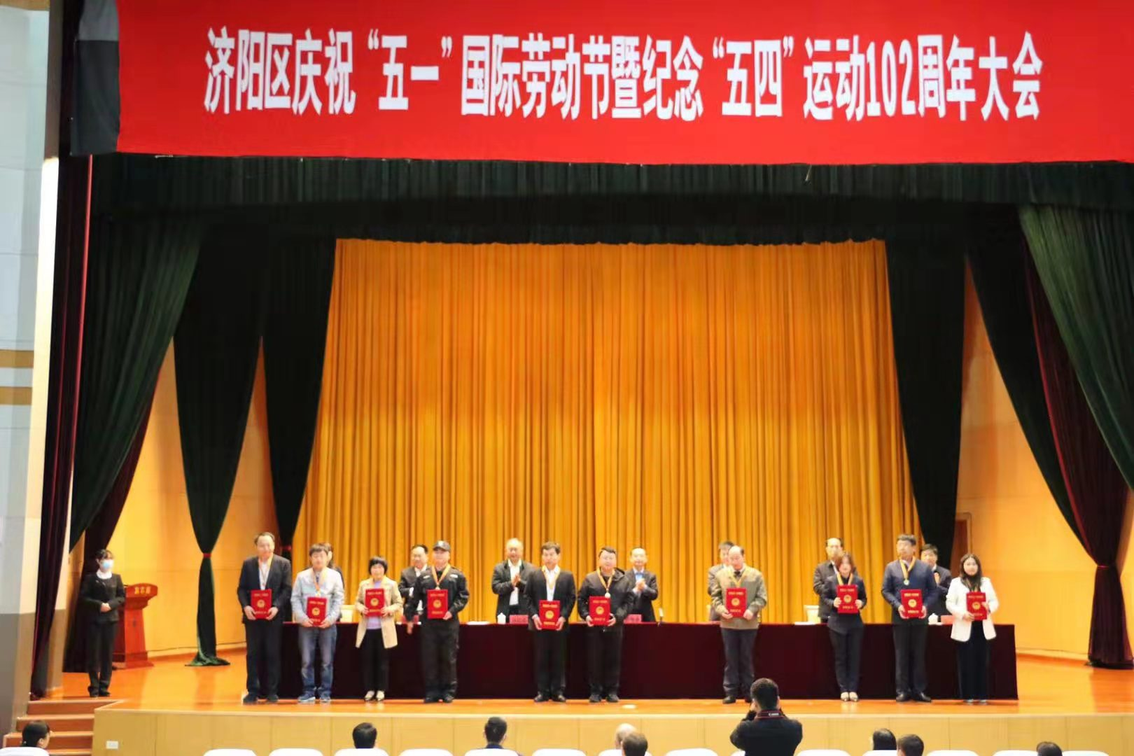 9f451b4881009643a4b41728f3cc28b3.png 9f451b4881009643a4b41728f3cc28b3.png