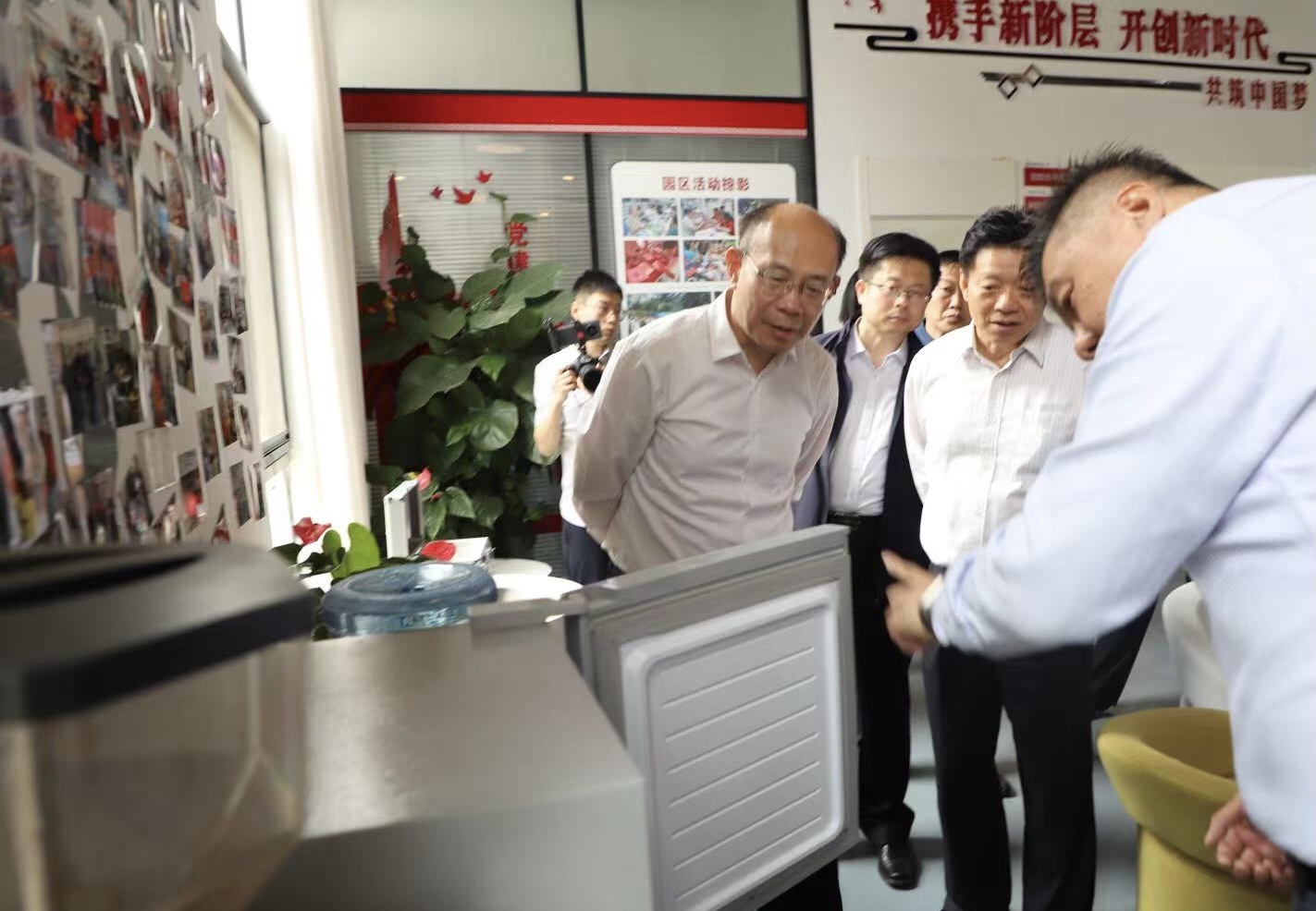 图二.jpg 图二.jpg