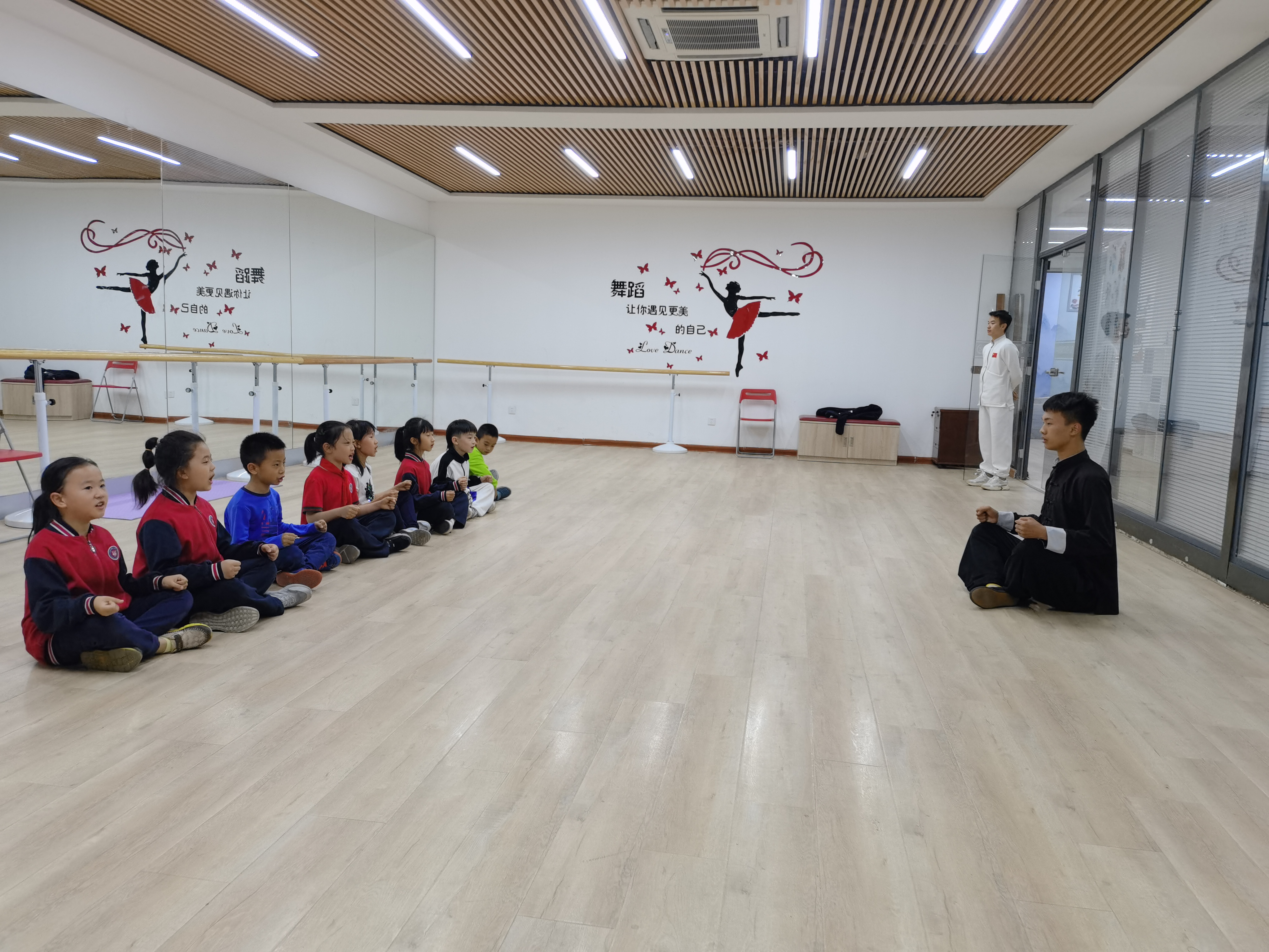 微信图片_20210514155606.jpg 微信图片_20210514155606.jpg