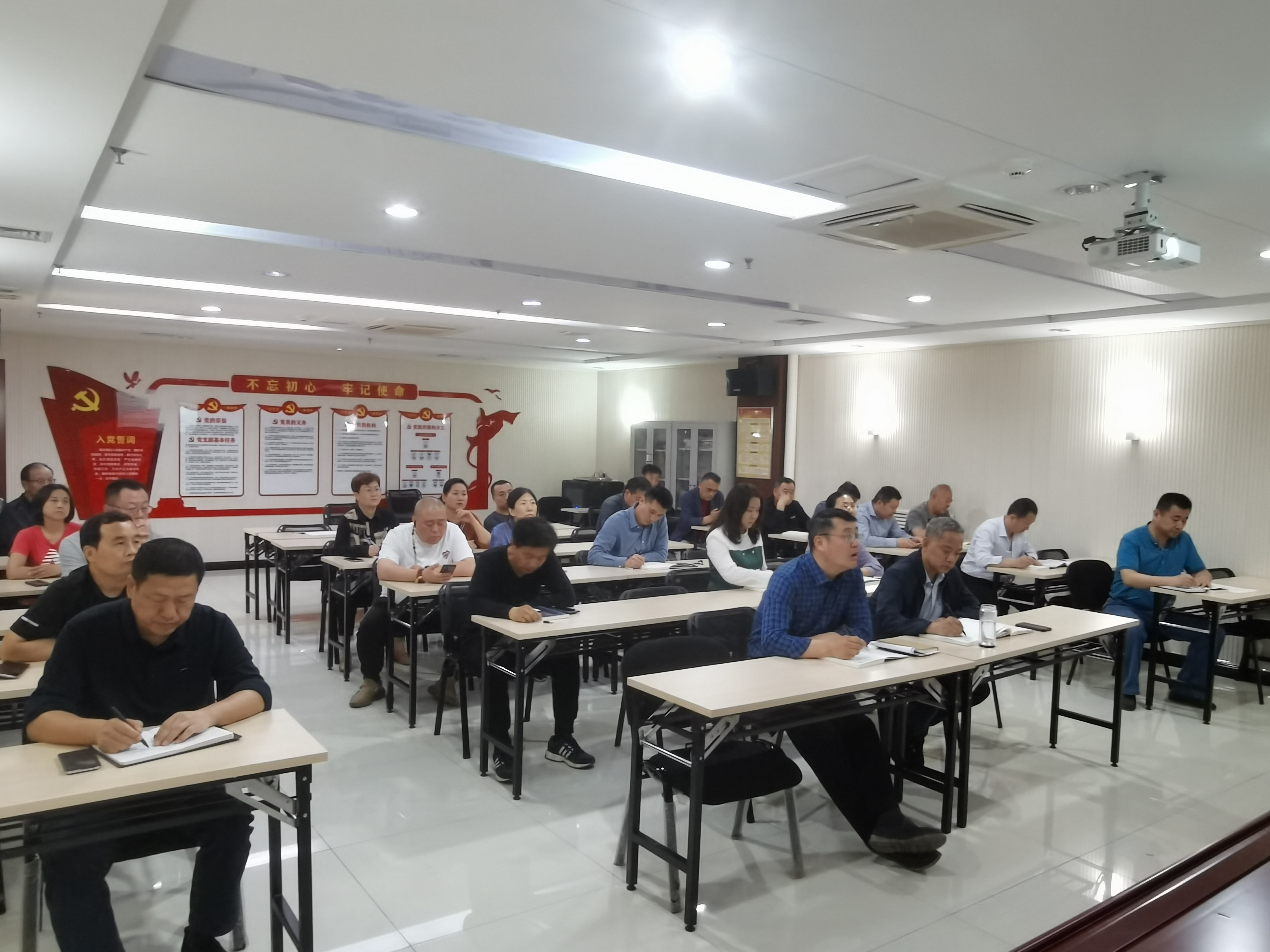 e56204125bddde9bc089c543b6c88558.jpg e56204125bddde9bc089c543b6c88558.jpg