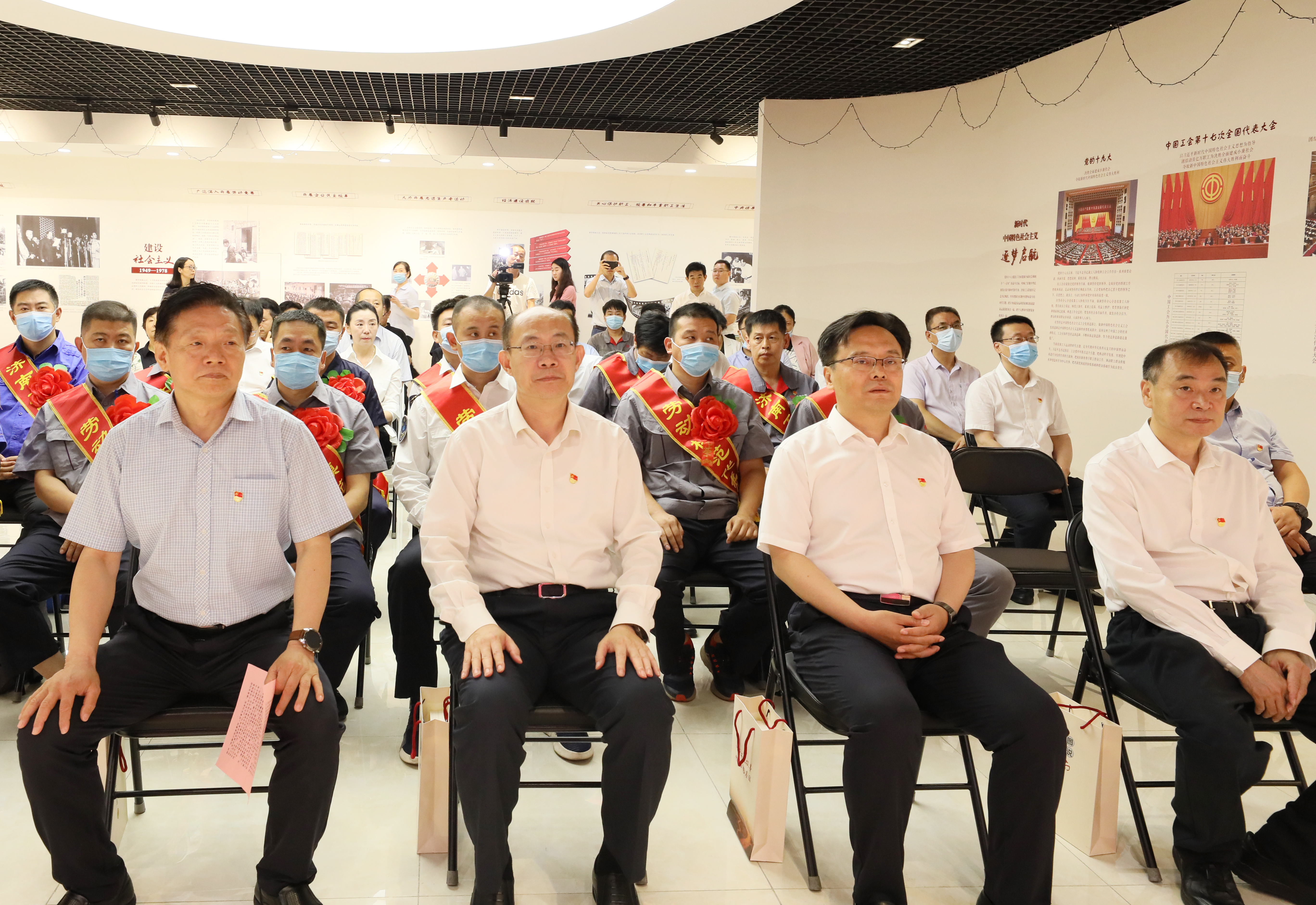 5907bc2c3557e0ee04ed5bb470cded5f.jpg 5907bc2c3557e0ee04ed5bb470cded5f.jpg