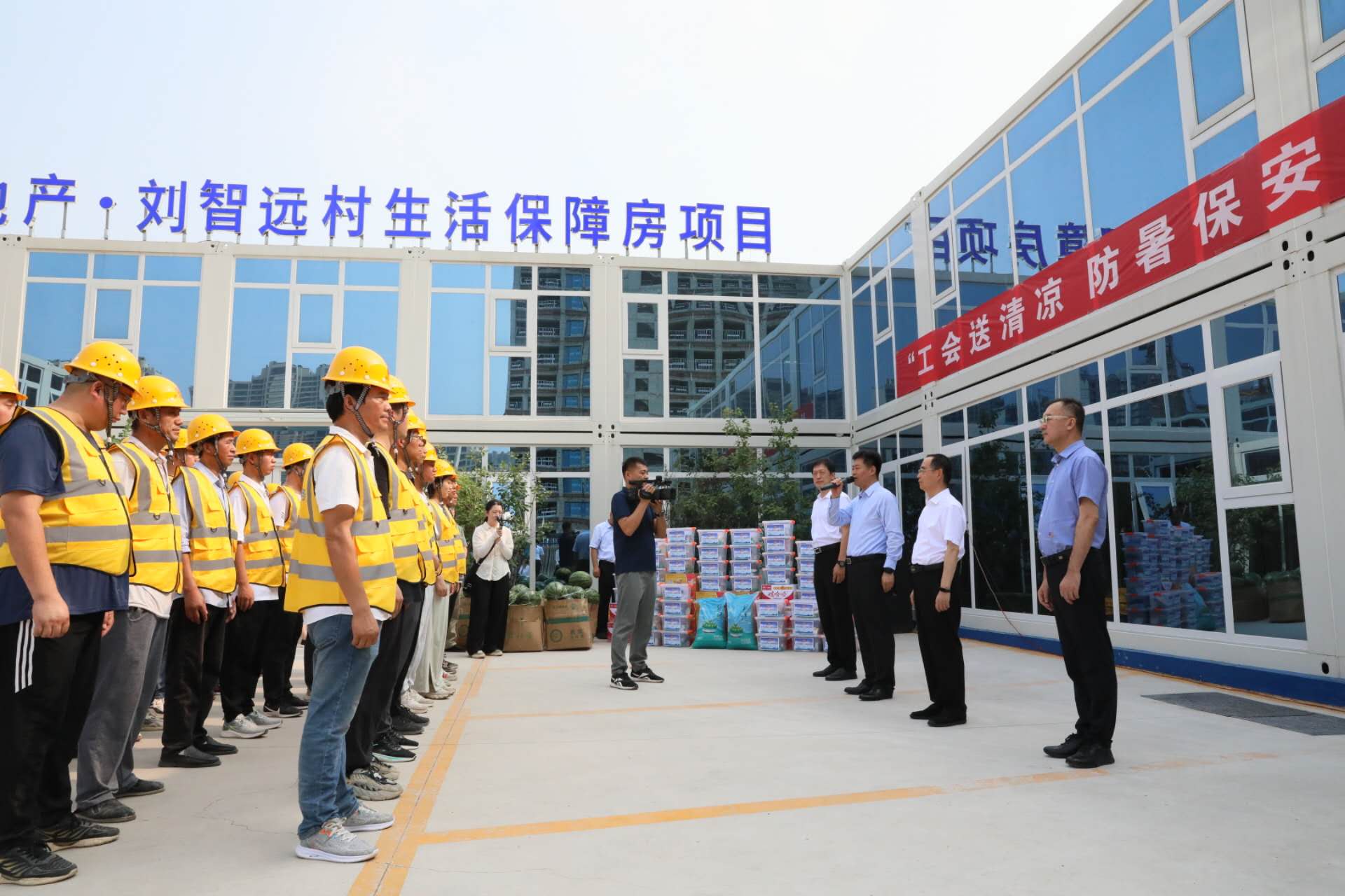 1689902219324731.jpg 1689902219324731.jpg