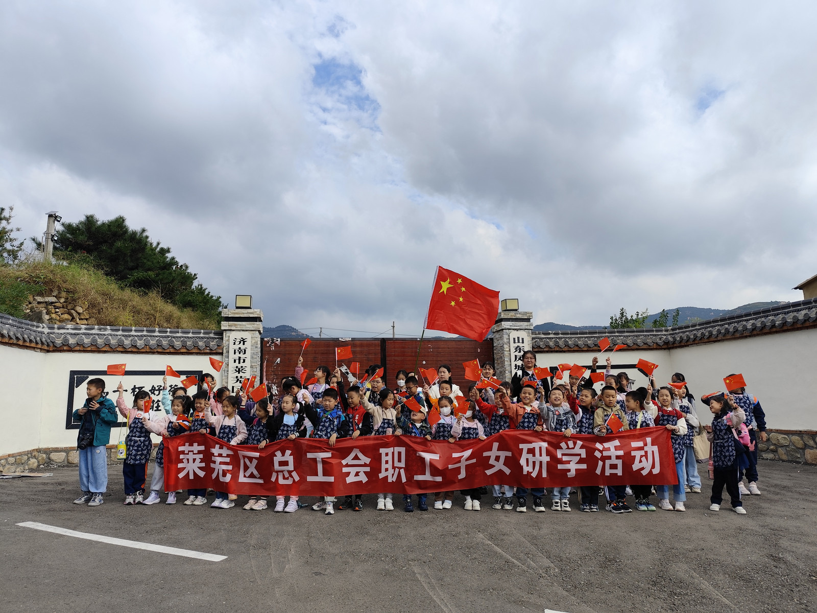 1727251596309753.jpg 1727251596309753.jpg