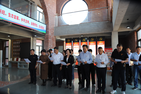 1727490406589357.png 图片2.png