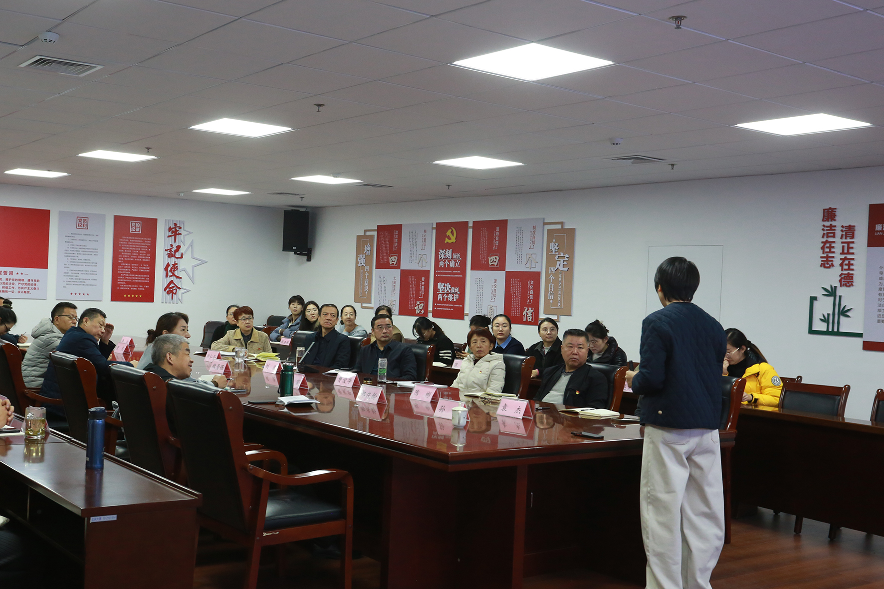 1733104950912189.jpg 8.jpg