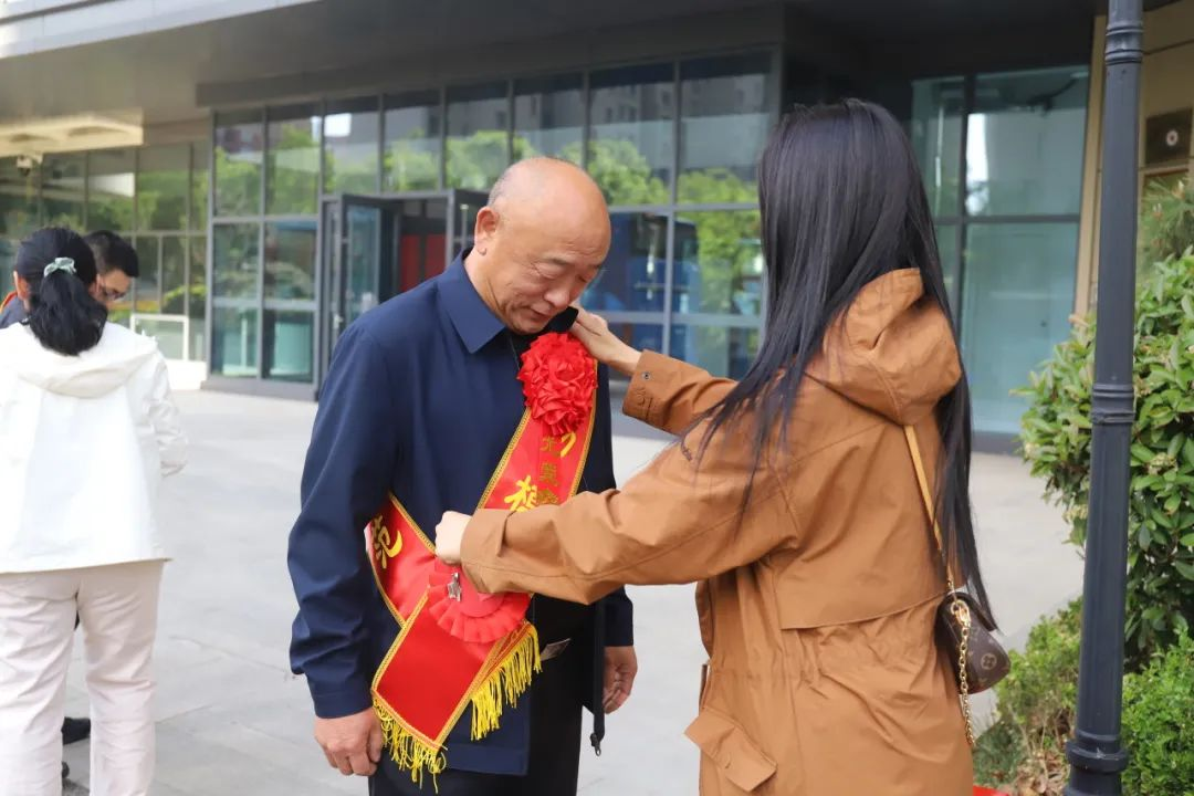 1746588755195414.png 1746588755195414.png